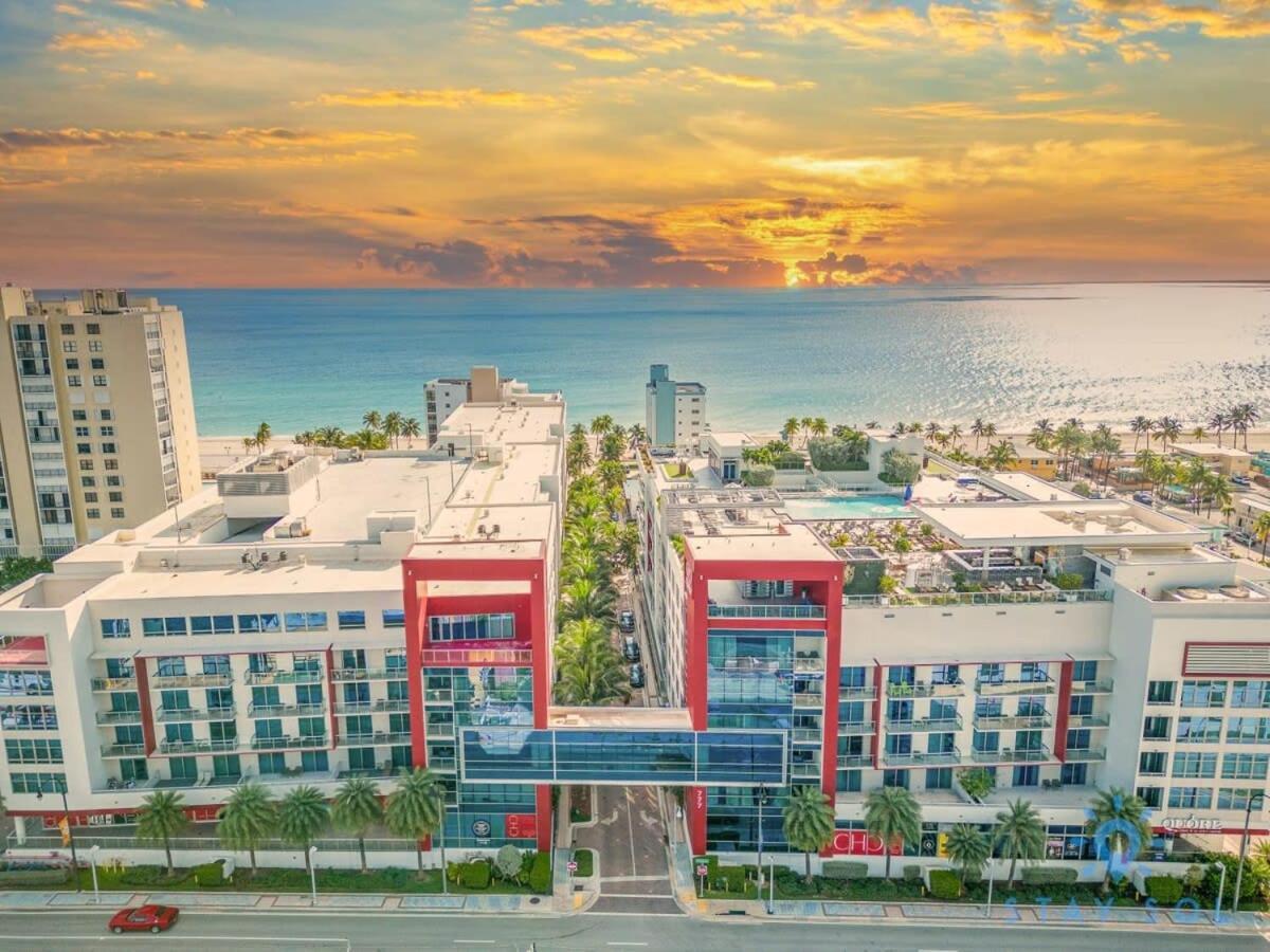 Hollywood Beach Broad-Walk - Pool - Gym & Hot Tub Exterior photo